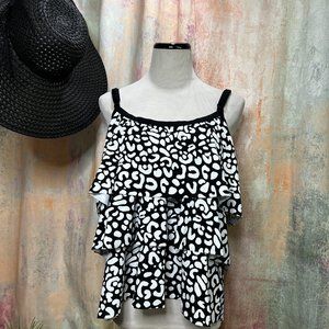 📌Azul Black and White Flounce Tankini Top